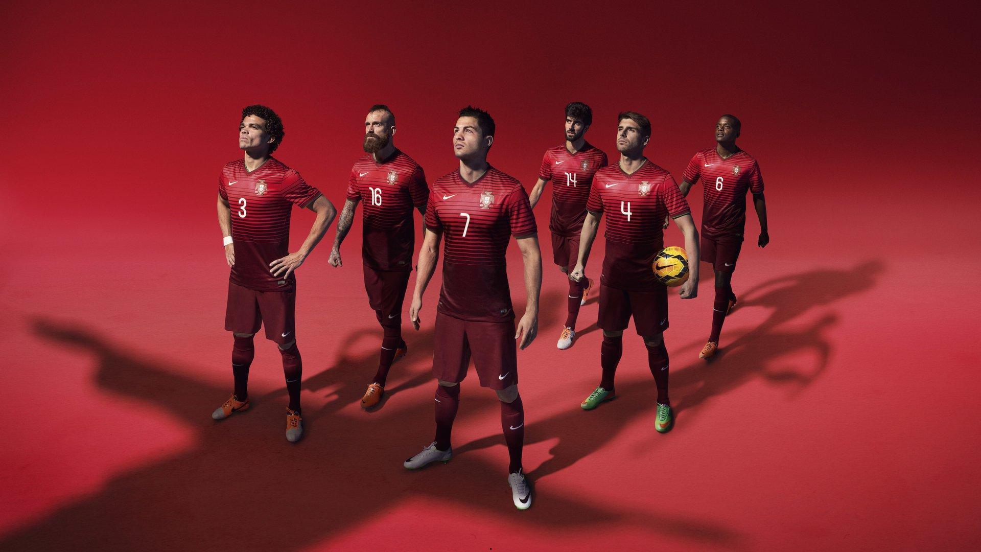 【开云体育】姆巴佩造型师社媒晒照引热议，本尊亲评尼古拉-雅克松引爆猜想